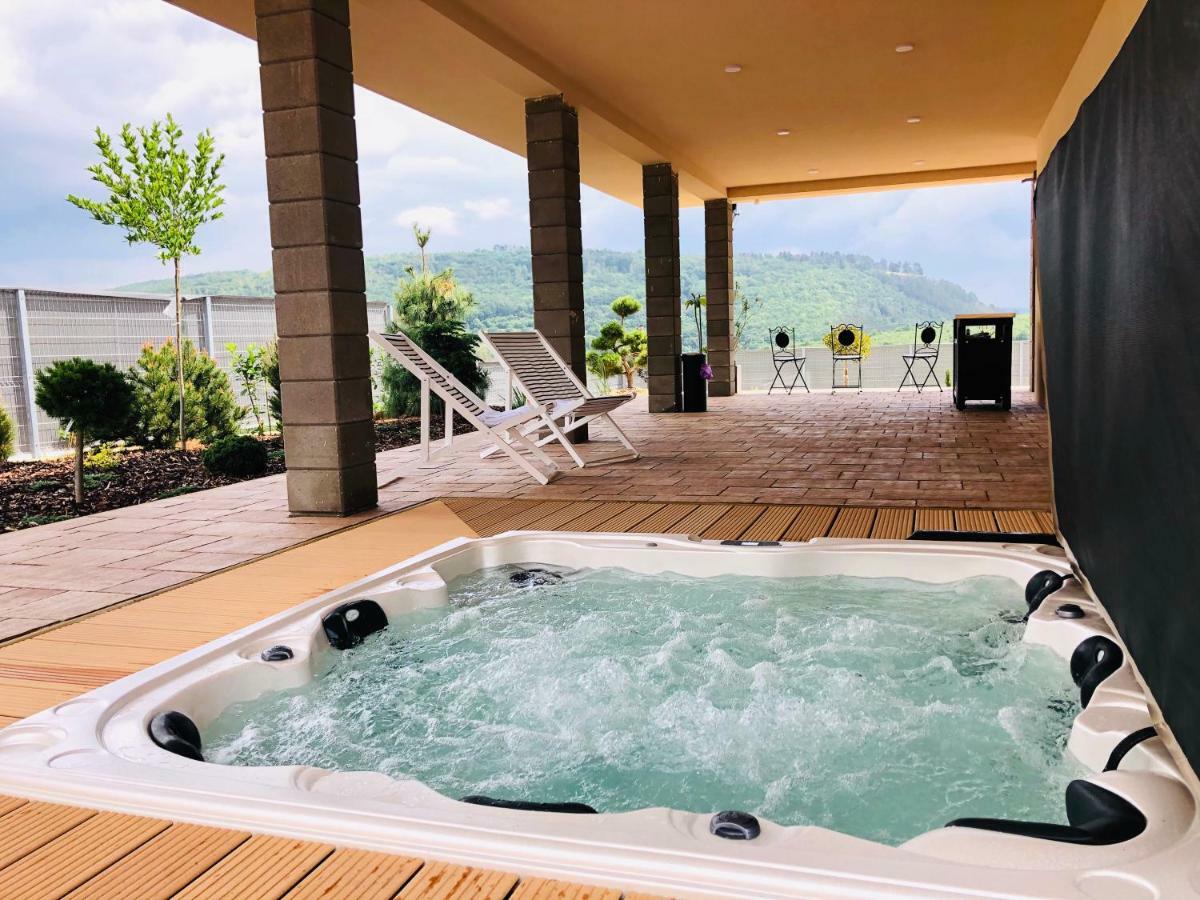 Luxury Spa Villa Kraluv Dvur Экстерьер фото